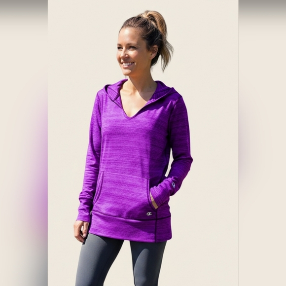 Champion Women’s Light Purple Hoodie Top XS  Performance Gym Sporty Gorpcore Run - Picture 2 of 12